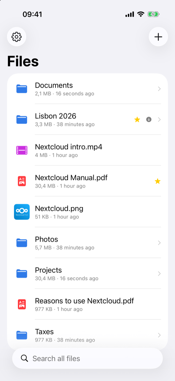 Plume on iPhone: the folders and files of a Nextcloud account