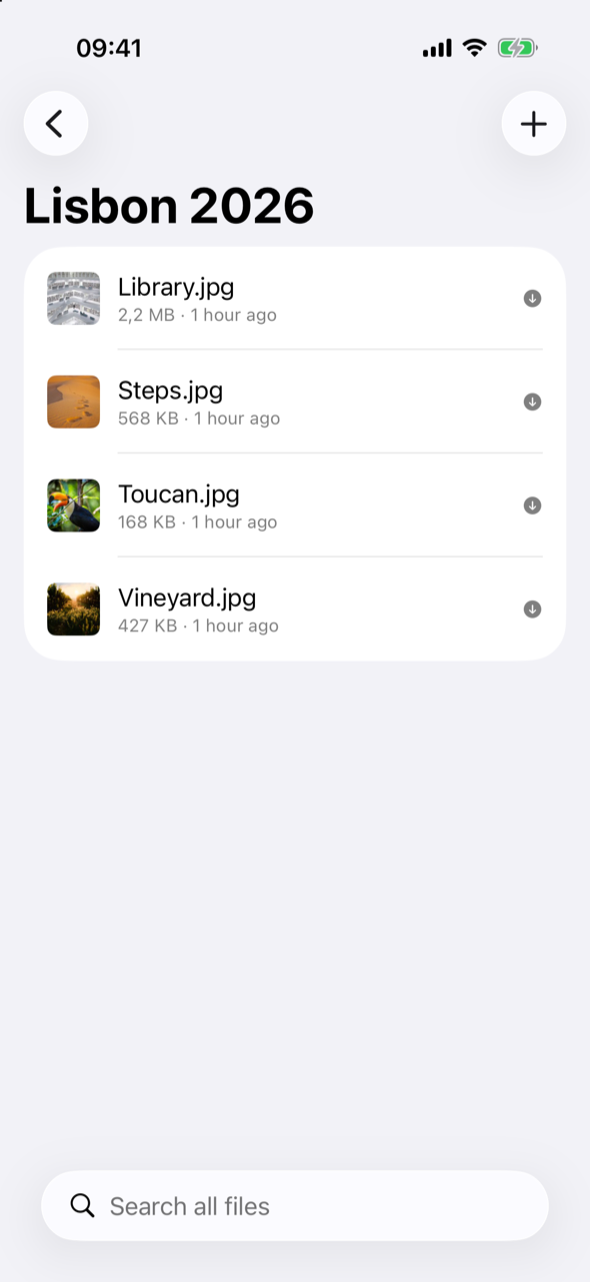 Plume on iPhone: a folder kept available offline